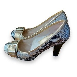 Michael Kors Shoes Leather Snakeskin Print Gold White High Heels Pumps Size‎ 7